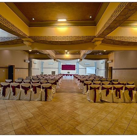 Nirali Dhani Ethnic Heritage Hotel And Resort Džódhpur Exteriér fotografie