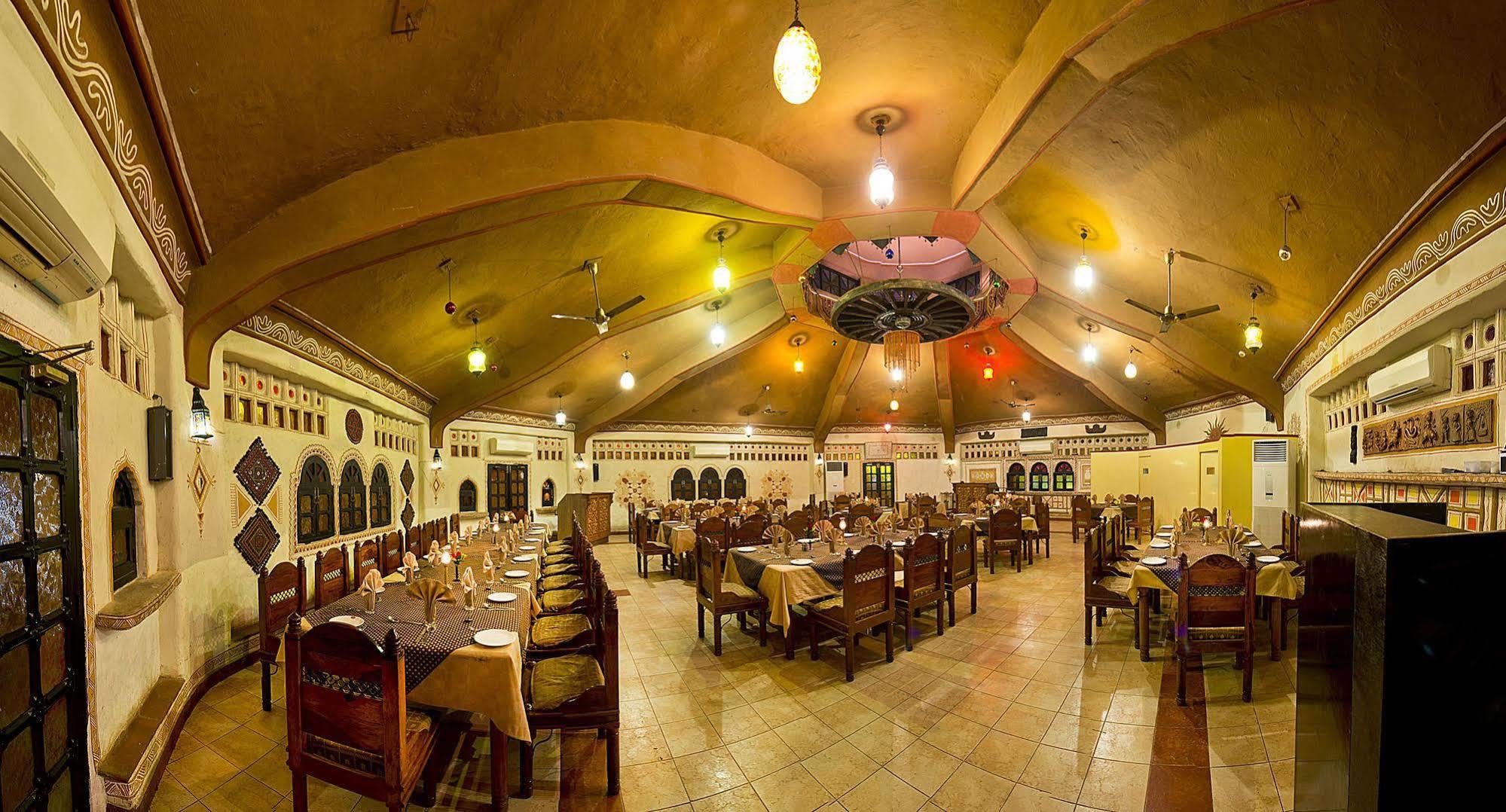 Nirali Dhani Ethnic Heritage Hotel And Resort Džódhpur Exteriér fotografie
