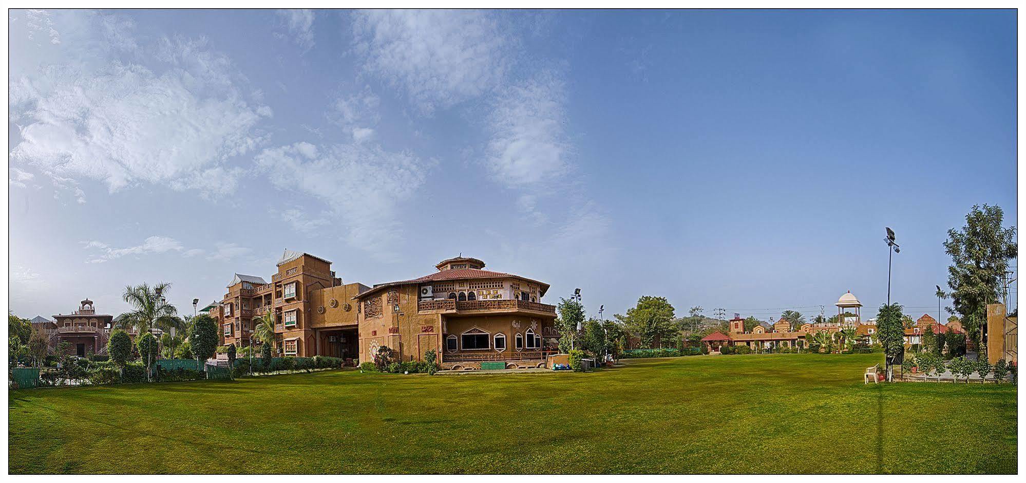 Nirali Dhani Ethnic Heritage Hotel And Resort Džódhpur Exteriér fotografie